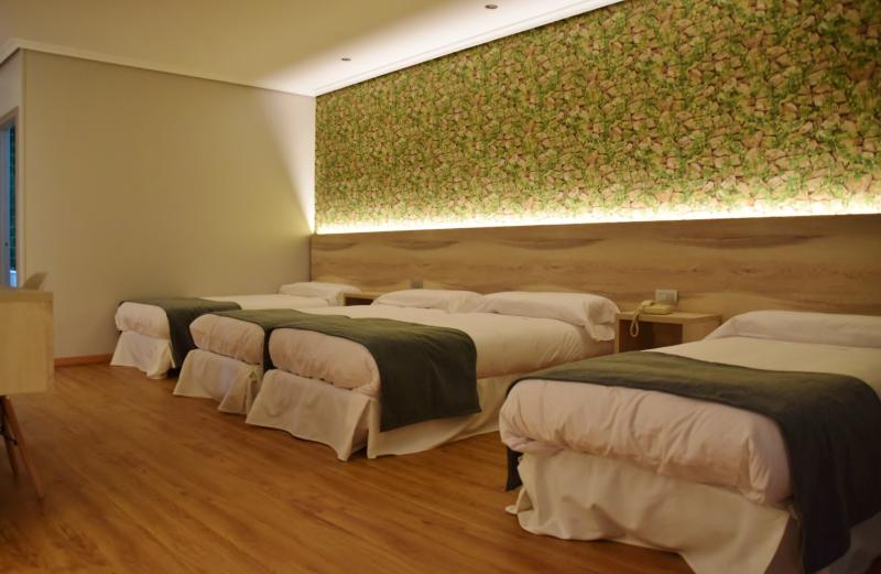 اتاق استاندارد سه نفره, Hospedium Hotel La Marina Costa Da Morte