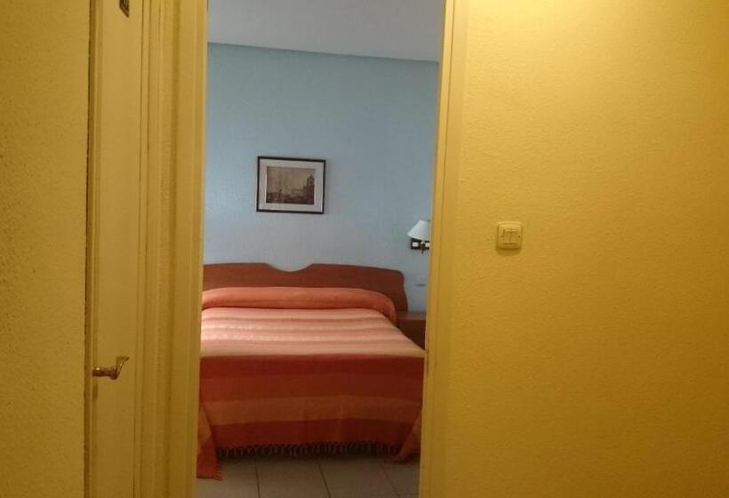 اتاق استاندارد یک نفره, Hostal El Centro