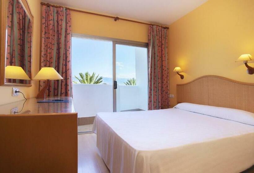 Standard Triple Room, Moon Dreams Roquetas (ex Roquetas Beach)