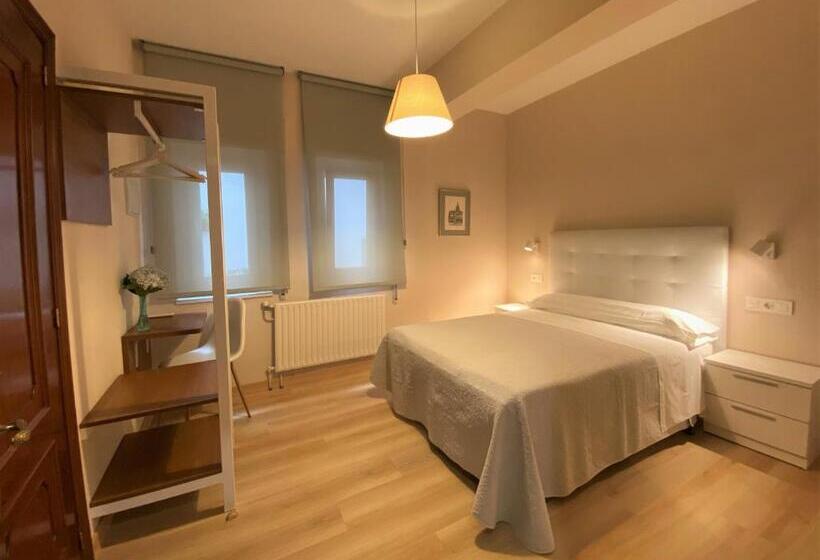 Chambre Standard, Ros Mary