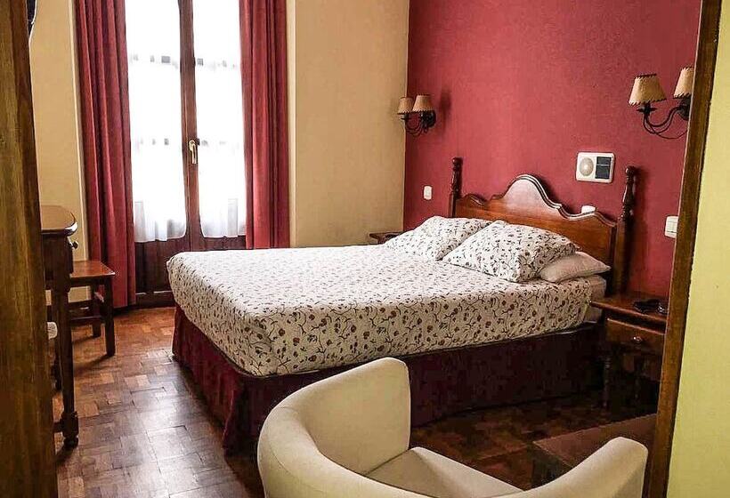 Chambre Standard, Puerto De Llanes