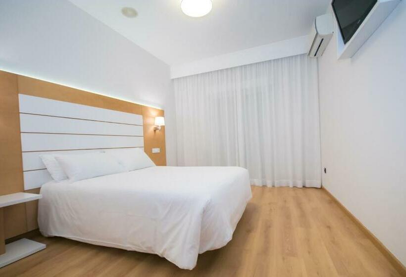2 Bedroom Apartment, Spa Nanin Playa