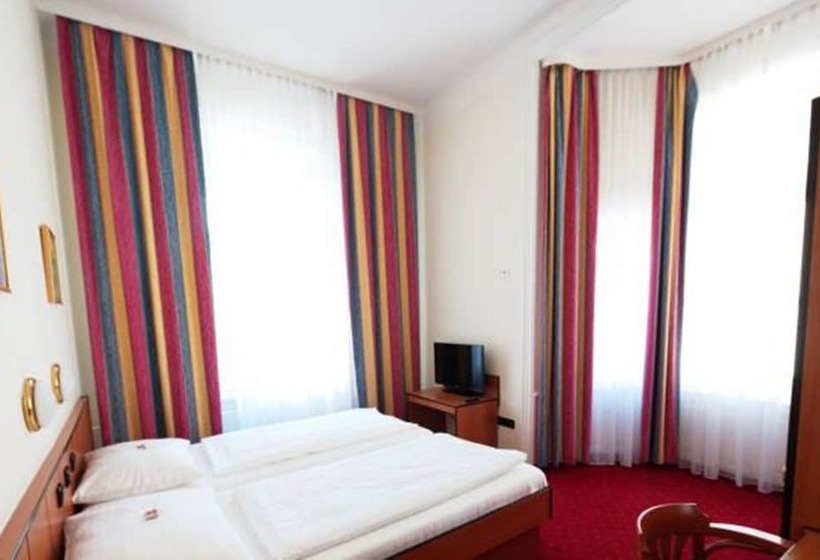 Standard Room, Drei Kronen  Wien City