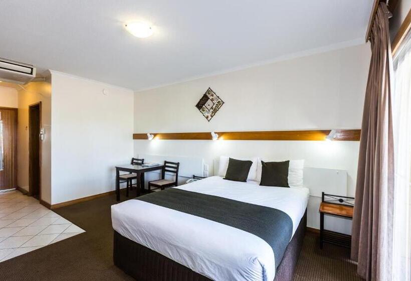 اتاق لوکس, Elkira Court Motel
