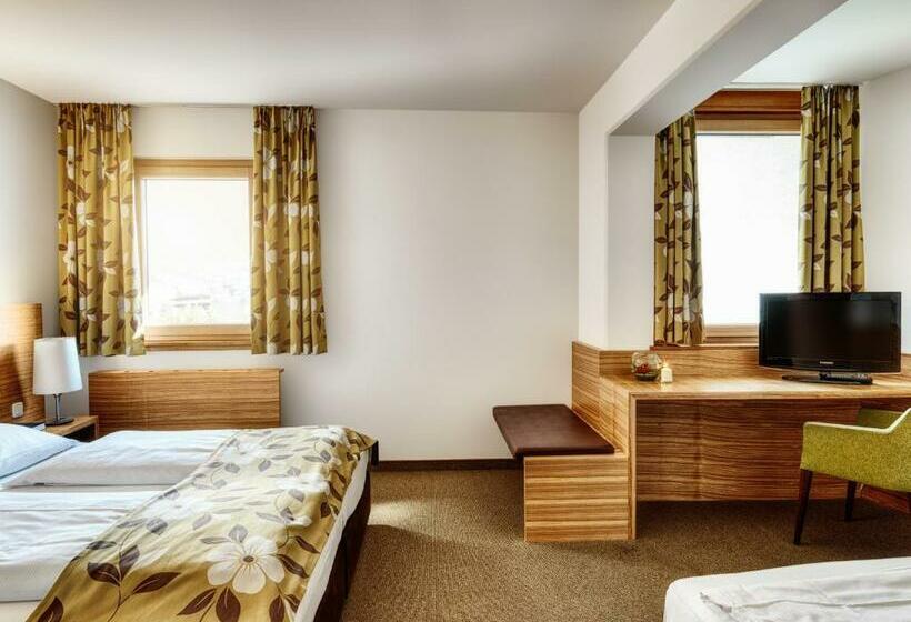 اتاق استاندارد سه نفره, Alphotel Innsbruck
