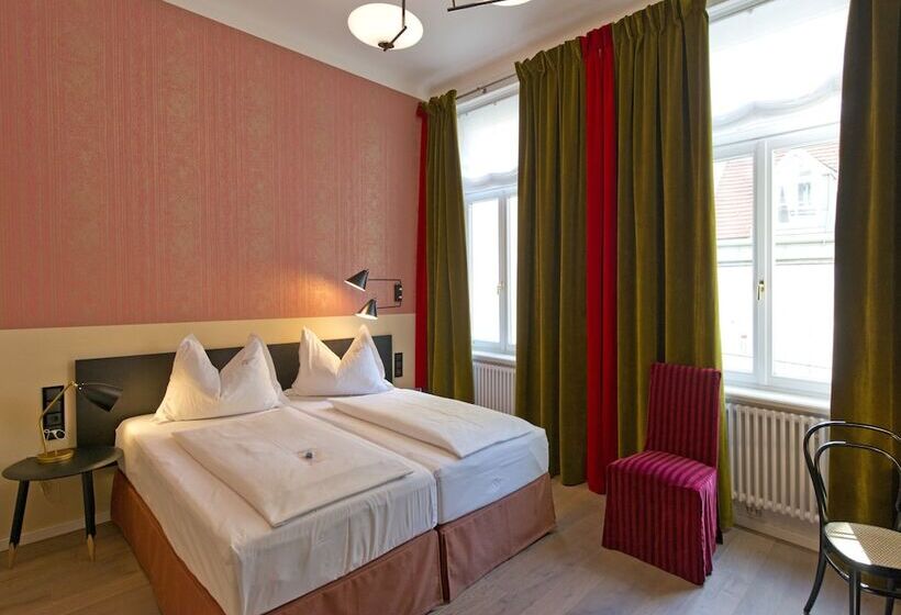 Superior Room, Beethoven Wien