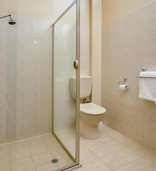 اتاق سوپریور سه تخته, Comfort Inn Regal Park