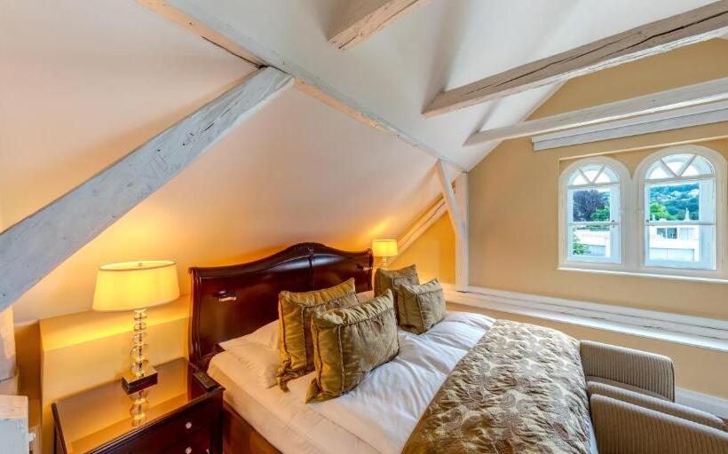 اتاق لوکس, Falkensteiner Schlosshotel Velden – The Leading Hotels Of The World