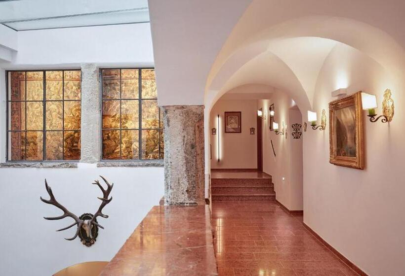 سوئیت جونیور با تخت بزرگ, Goldener Hirsch, A Luxury Collection Hotel, Salzburg