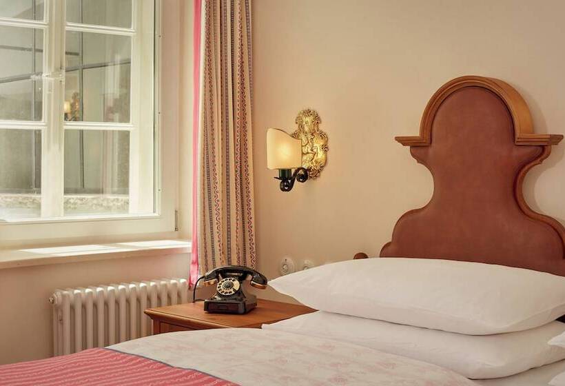 سوییت جونیور, Goldener Hirsch, A Luxury Collection Hotel, Salzburg