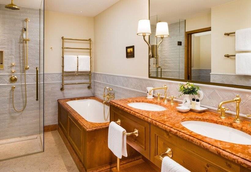 سوییت جونیور, Goldener Hirsch, A Luxury Collection Hotel, Salzburg