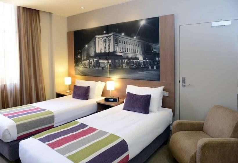 Superior Room, Grosvenor  Adelaide