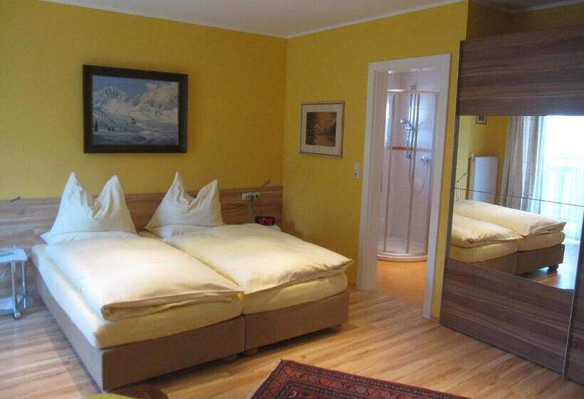 اتاق استاندارد با بالکن, Kur  Und Gästehaus Villa Anna