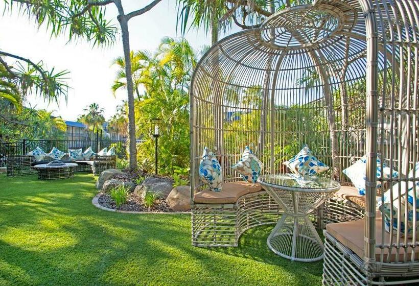 Family Room Garden View, Mantra Club Croc Airlie Beach