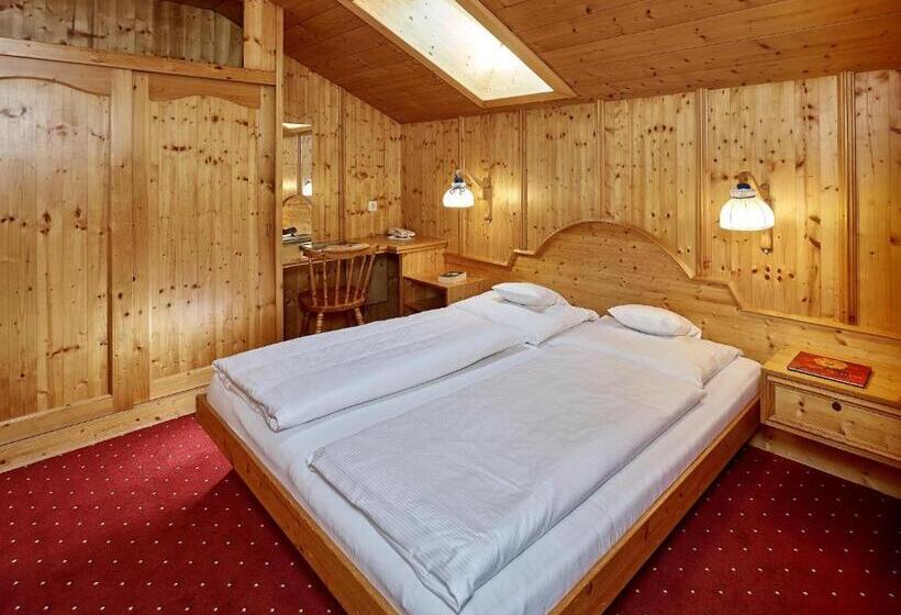 سوییت, Monika & Montafon Chalets
