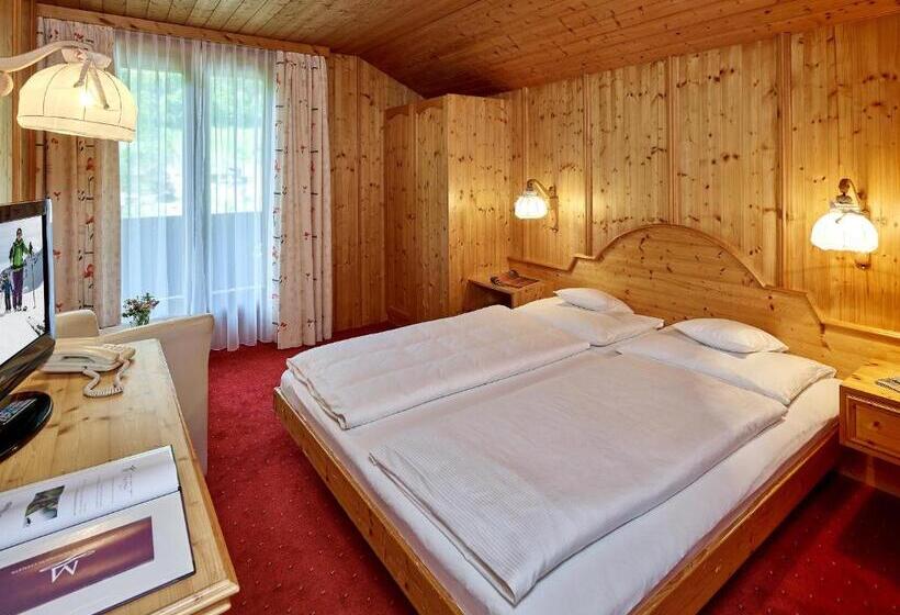 اتاق سوپریور, Monika & Montafon Chalets