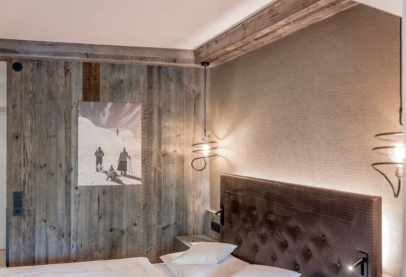 اتاق لوکس با بالکن, Natur & Spa Hotel Lärchenhof