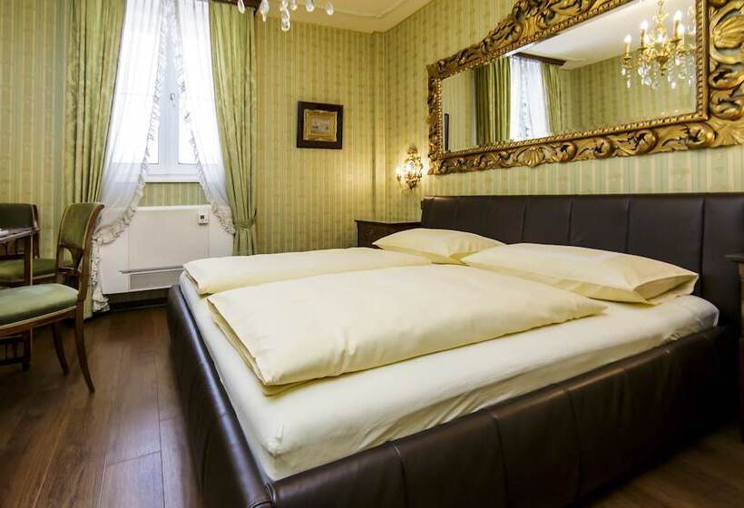 Chambre Standard, Palais Porcia