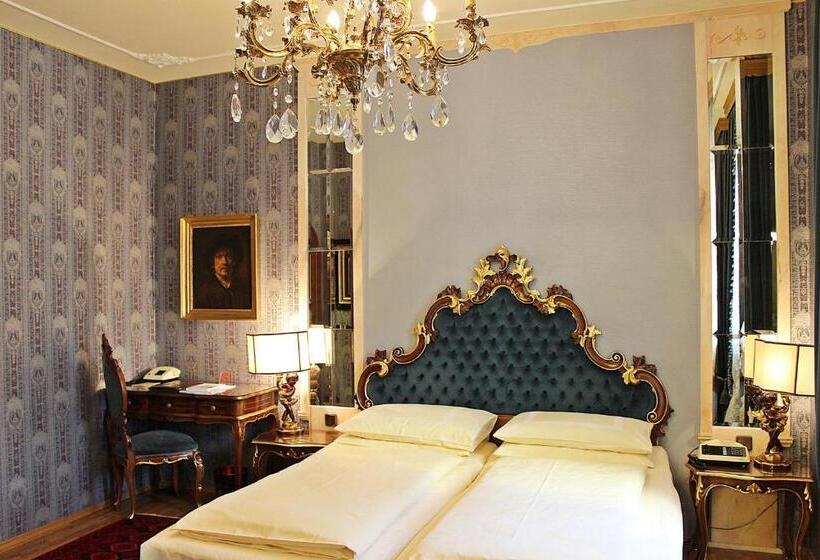 اتاق کلاس بیزنس, Palais Porcia