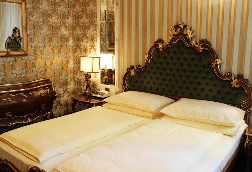 اتاق کلاس بیزنس, Palais Porcia