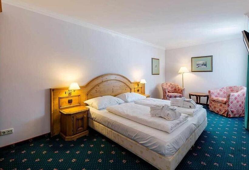 سوییت, Robinson Alpenrose Zürs