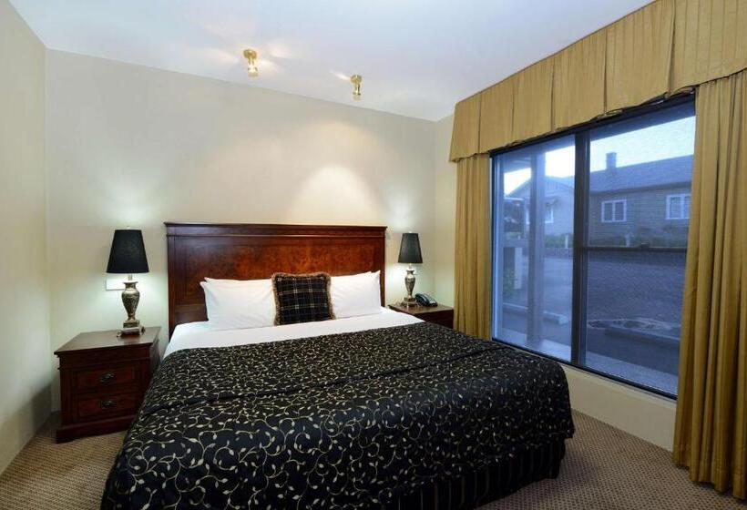 Executive Suite King Bed, Rydges Armidale