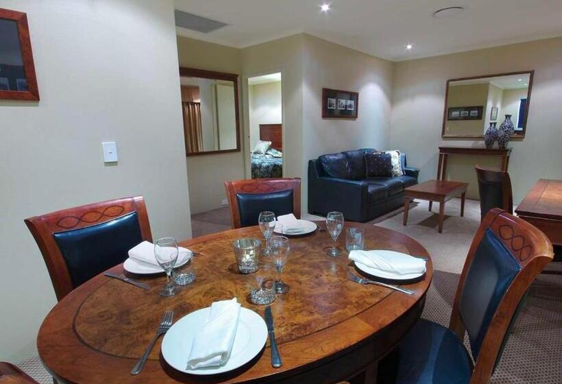 Family Suite, Rydges Armidale