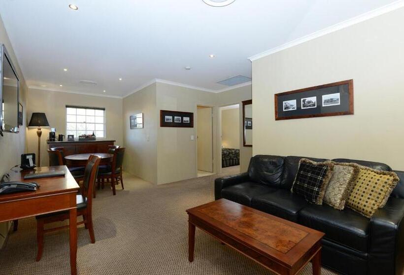 Executive Suite, Rydges Armidale