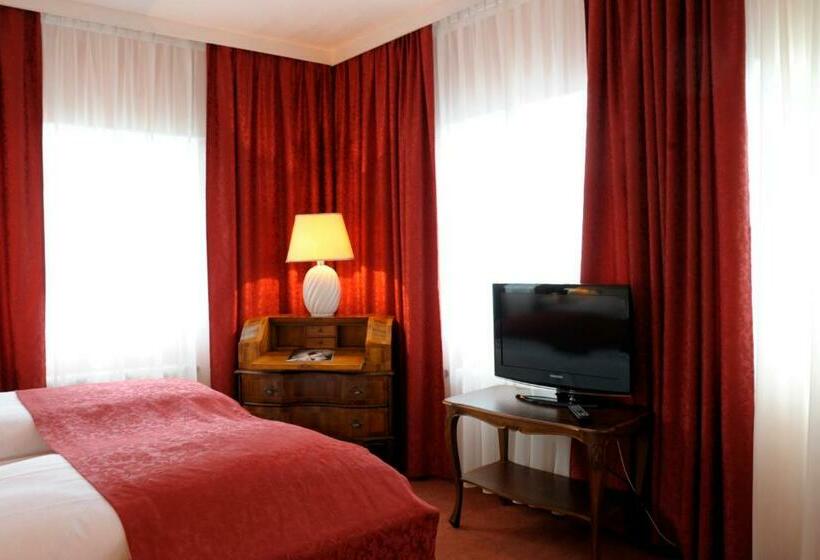 Standard Room, Vier Jahreszeiten Salzburg