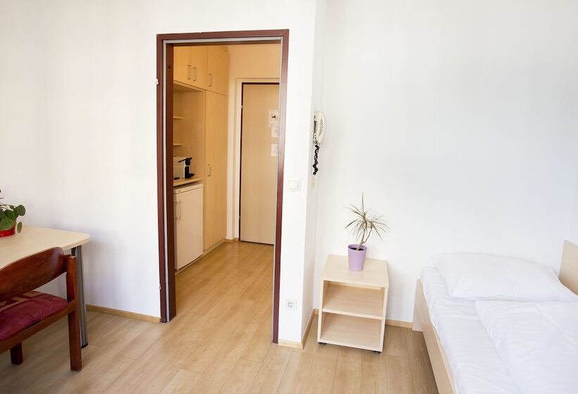Standard Single Room, Mynext  Summer Hostel Salzburg