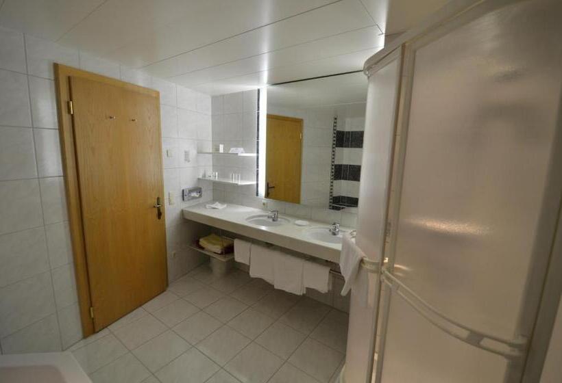 اتاق استاندارد, Posthotel Rössle