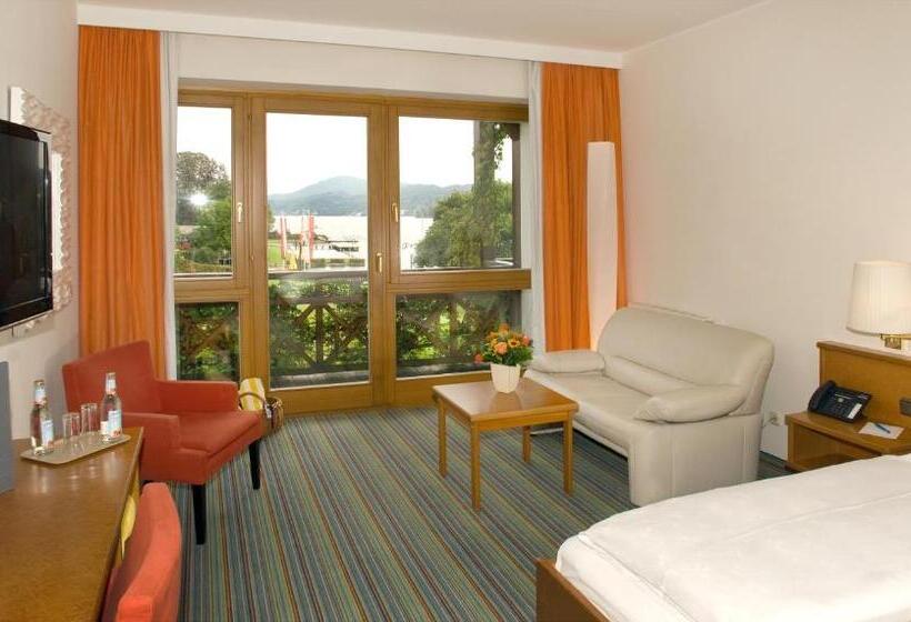 اتاق استاندارد با چشم‌انداز دریاچه, Seehotel Engstler