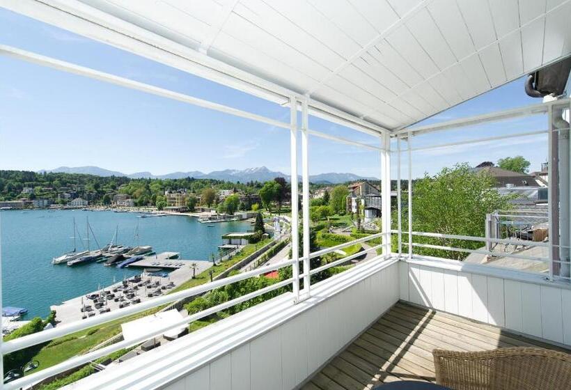 Standard studio with lake view, Seehotel Hubertushof