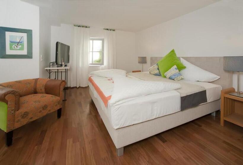 سوئیت راحتی, Seehotel Hubertushof