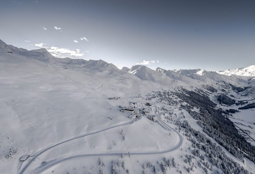 اتاق استاندارد با چشم‌انداز کوهستان, Ski   Golf   Wellness Hotel Riml