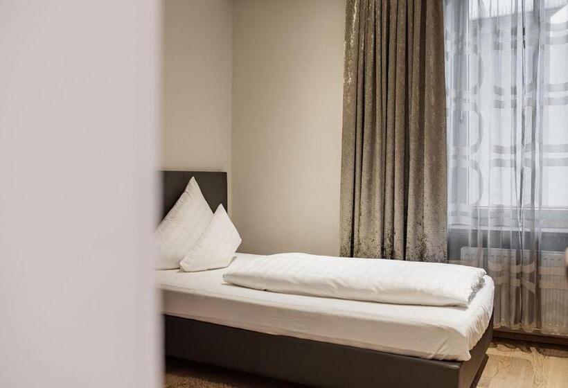 اتاق کلاسیک یک تخته, Stadthotel Goldenes Schiff