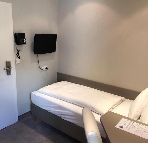 اتاق اکونومی یک تخته, Stadthotel Goldenes Schiff