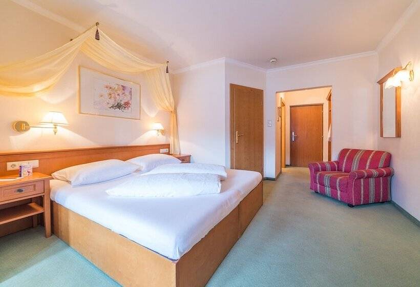 اتاق استاندارد با بالکن, Wohlfühlhotel Schiestl