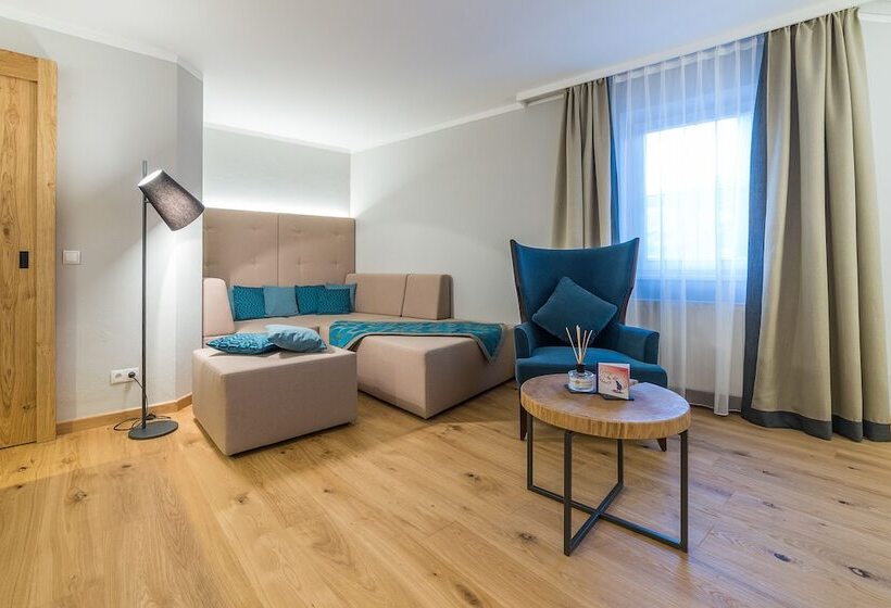 سوییت با چشم‌انداز کوه, Wohlfühlhotel Schiestl