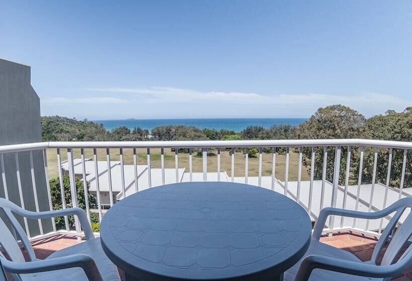 Standard Room, Absolute Beachfront Opal Cove Resort