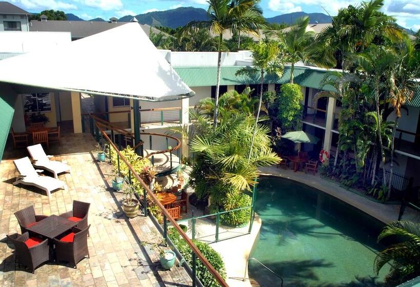 Family Room, Bay Village Tropical Retreat