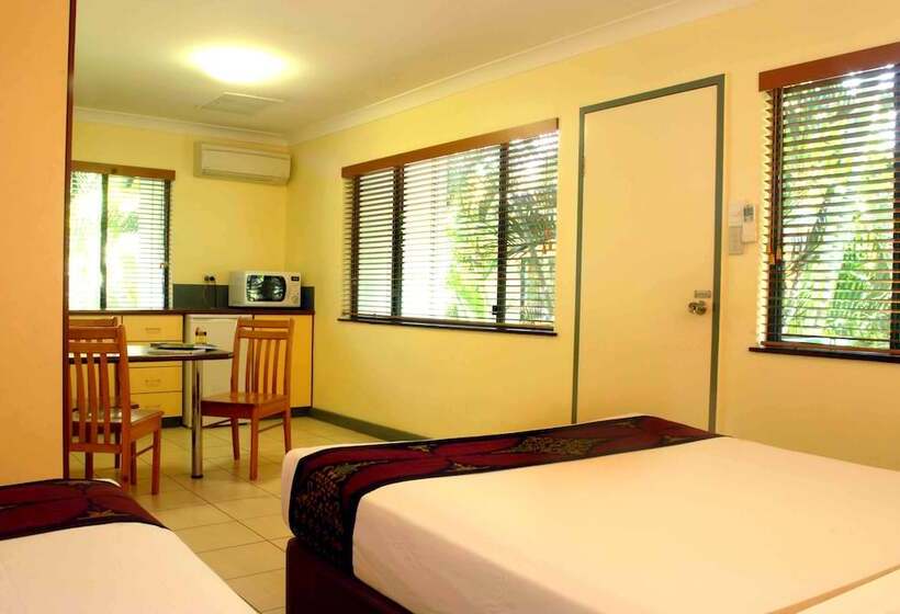 اتاق استاندارد سه نفره, Bay Village Tropical Retreat & Apartments