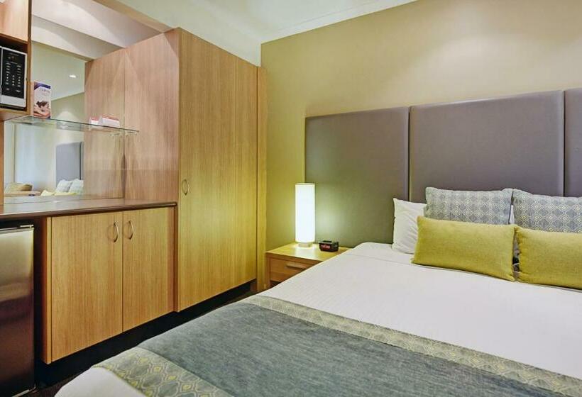 اتاق استاندارد, Breakfree Aanuka Beach Resort
