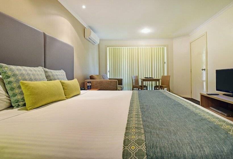 اتاق استاندارد, Breakfree Aanuka Beach Resort