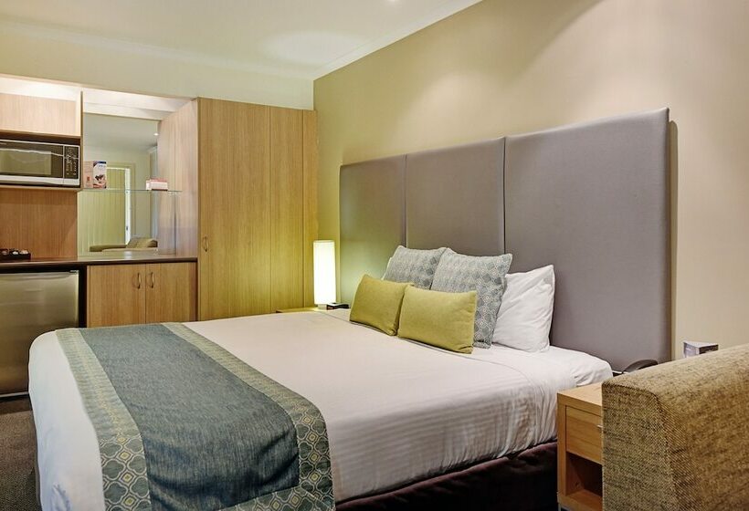 اتاق استاندارد, Breakfree Aanuka Beach Resort