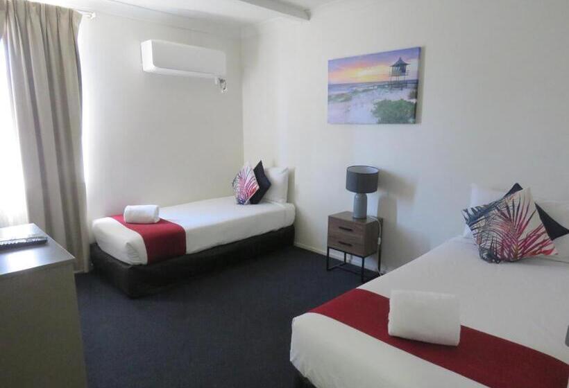 Standard Room, Burke & Wills Motel Mt Isa