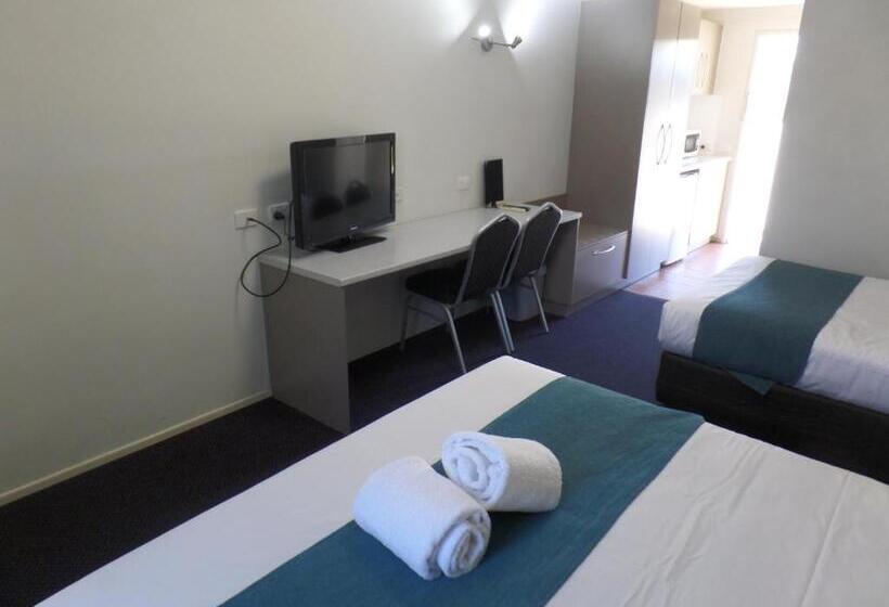 Standard Room, Burke & Wills Motel Mt Isa