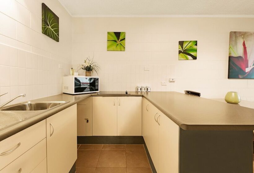 Standard Studio, Cascade Gardens Holiday Apartments