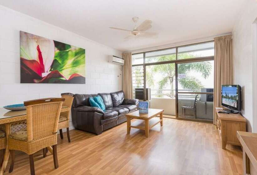 1 Bedroom Apartment, Cascade Gardens Holiday Apartments