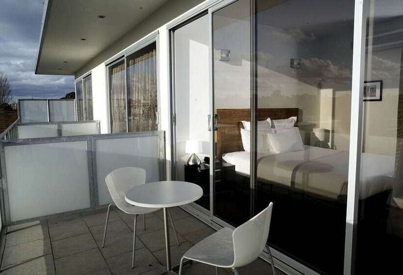 Deluxe Room with Terrace, Cosmopolitan